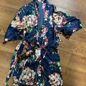 Floral robe Small